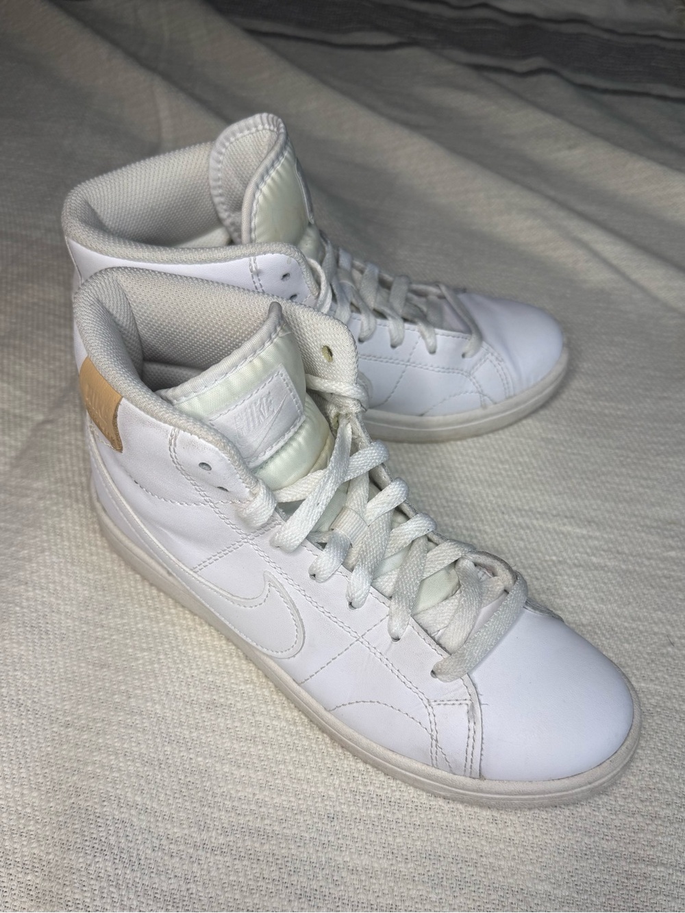 Nike Court Royale 2 Mid